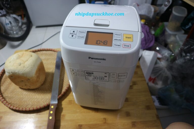 máy-làm-bánh-mì-Panasonic-SD-P104WRA