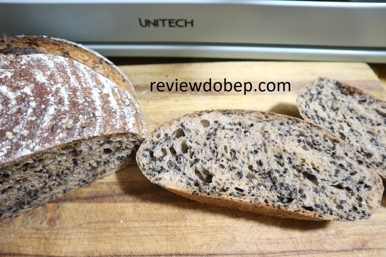 bánh mì sourdough mè đen với lò nướng unitech lu-63