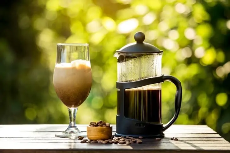 cách pha cà phê cold brew với bình french press